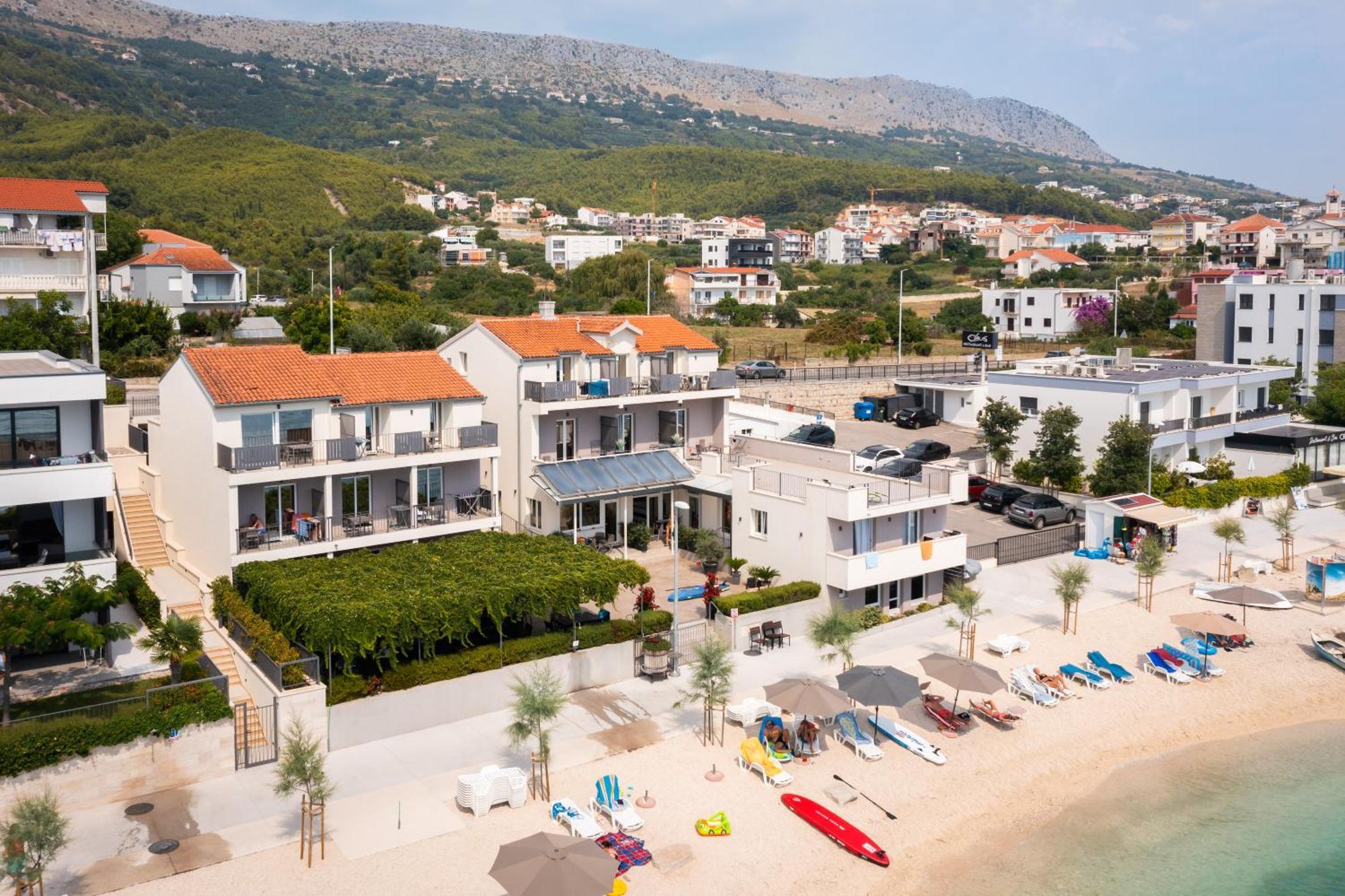 Seaside Luxury Suites 珀德垂那 外观 照片