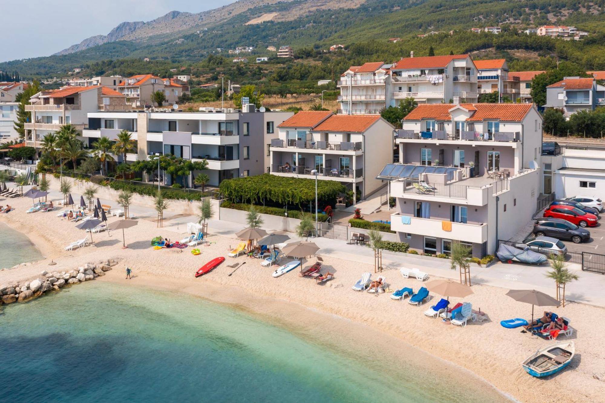 Seaside Luxury Suites 珀德垂那 外观 照片