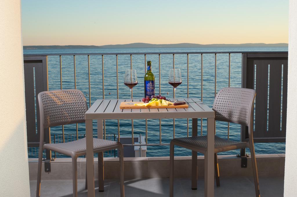 Seaside Luxury Suites 珀德垂那 外观 照片