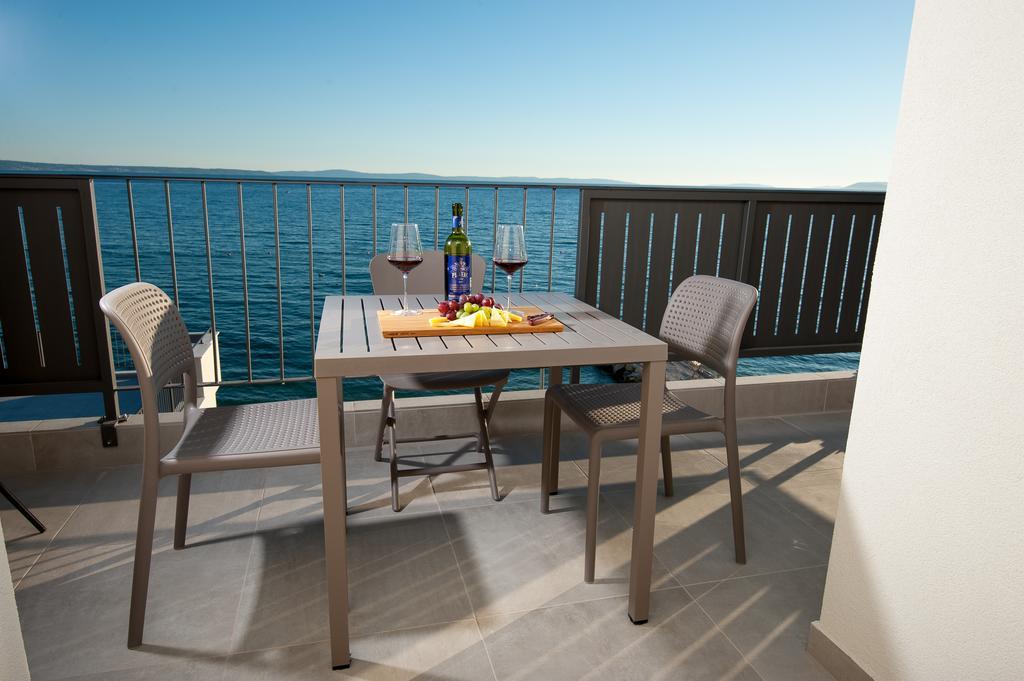 Seaside Luxury Suites 珀德垂那 外观 照片