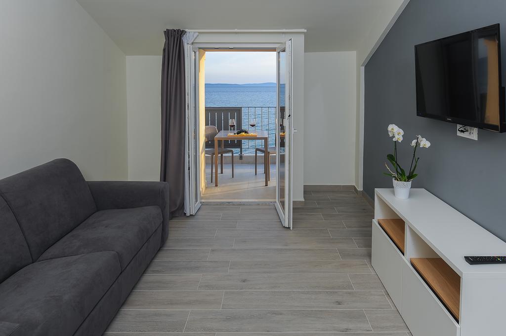 Seaside Luxury Suites 珀德垂那 外观 照片